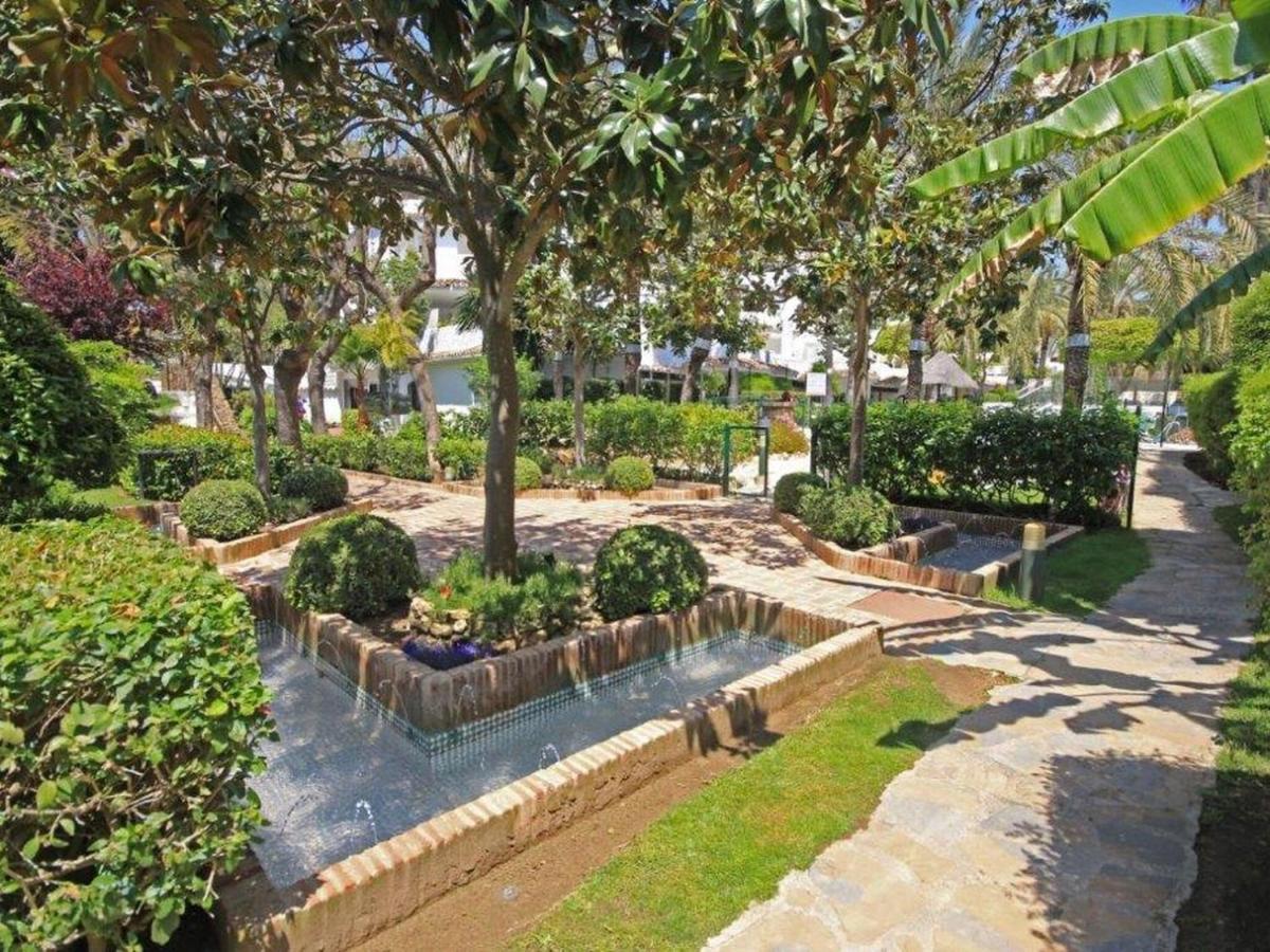 Belvilla By Oyo Golden Beach House Marbella Exterior foto